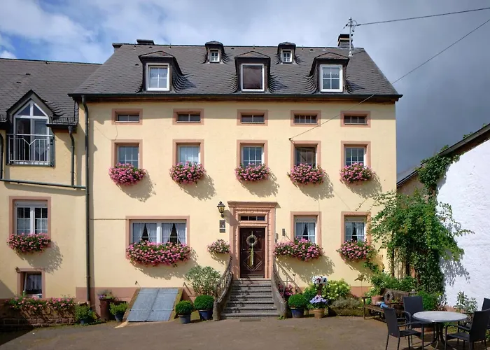 4 Kreuzstrasse Laaschhof